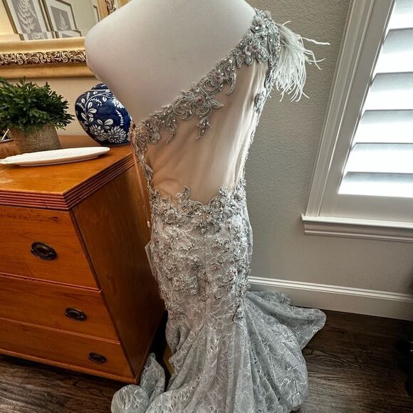 Mac Duggal gown - Picture 8 of 12